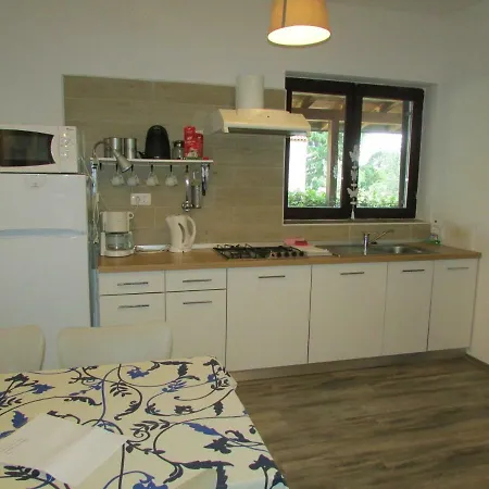Karmen Apartment